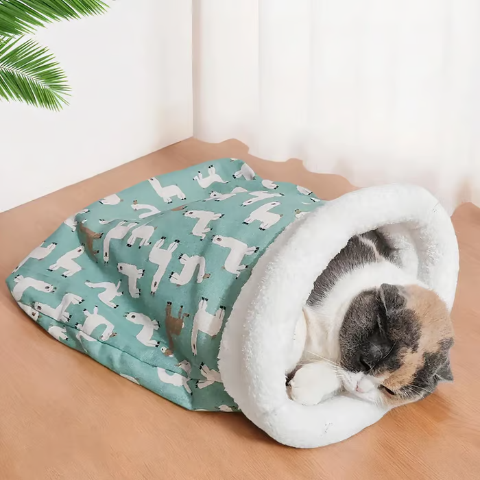 Cozy Pet Nest for Small Cats and Dogs